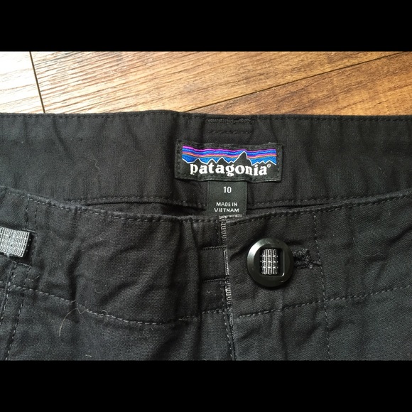 Patagonia Rock Capris - Picture 3 of 3